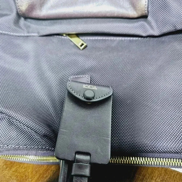 Tumi Hayes Larkin Aubargine triple compartment briefcase travel bag - Picture 3 of 16